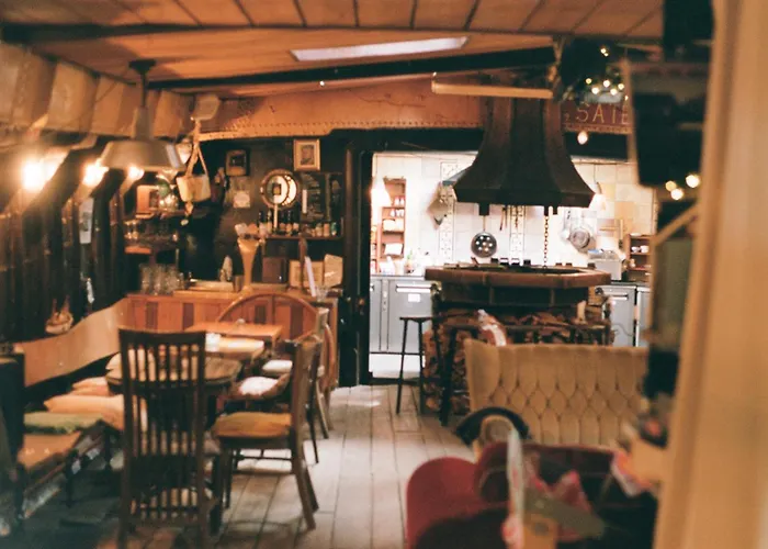 Boat 'opoe Sientje' Nimega