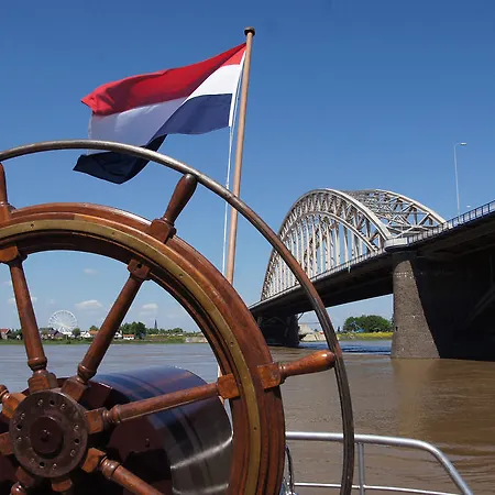 Boat 'opoe Sientje' 2*