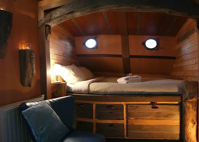 Boat 'opoe Sientje' 3* Nijmegen